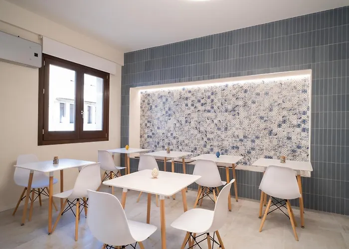 Alojamento de Acomodação e Pequeno-almoço Acquamarina 4*